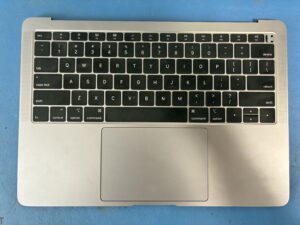 TOPCASE CHÂSSIS AVEC CLAVIER QWERTY POUR MACBOOK AIR 13" A1932 GRIS SIDERAL Grade A