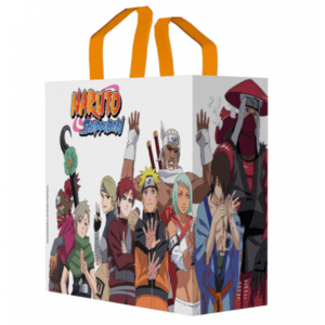 Ajoutez une touche de ninja à votre quotidien avec le Sac Shopping - Naruto Shippuden. Parfait pour les fans de l'univers Naruto, ce sac allie style et praticité. Fabriqué en toile robuste, il est idéal pour transporter vos courses, livres ou affaires personnelles. Son design captivant met en avant vos personnages préférés de la série Naruto Shippuden, vous permettant d'afficher votre passion tout en respectant l'environnement grâce à sa réutilisabilité. Avec ses poignées renforcées et son espace généreux, ce sac est un accessoire indispensable pour ceux qui vivent à cent à l'heure, tout comme un véritable shinobi !