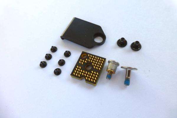 Kit de vis pour carte de contact de batterie MacBook 13 A1425 d'origine